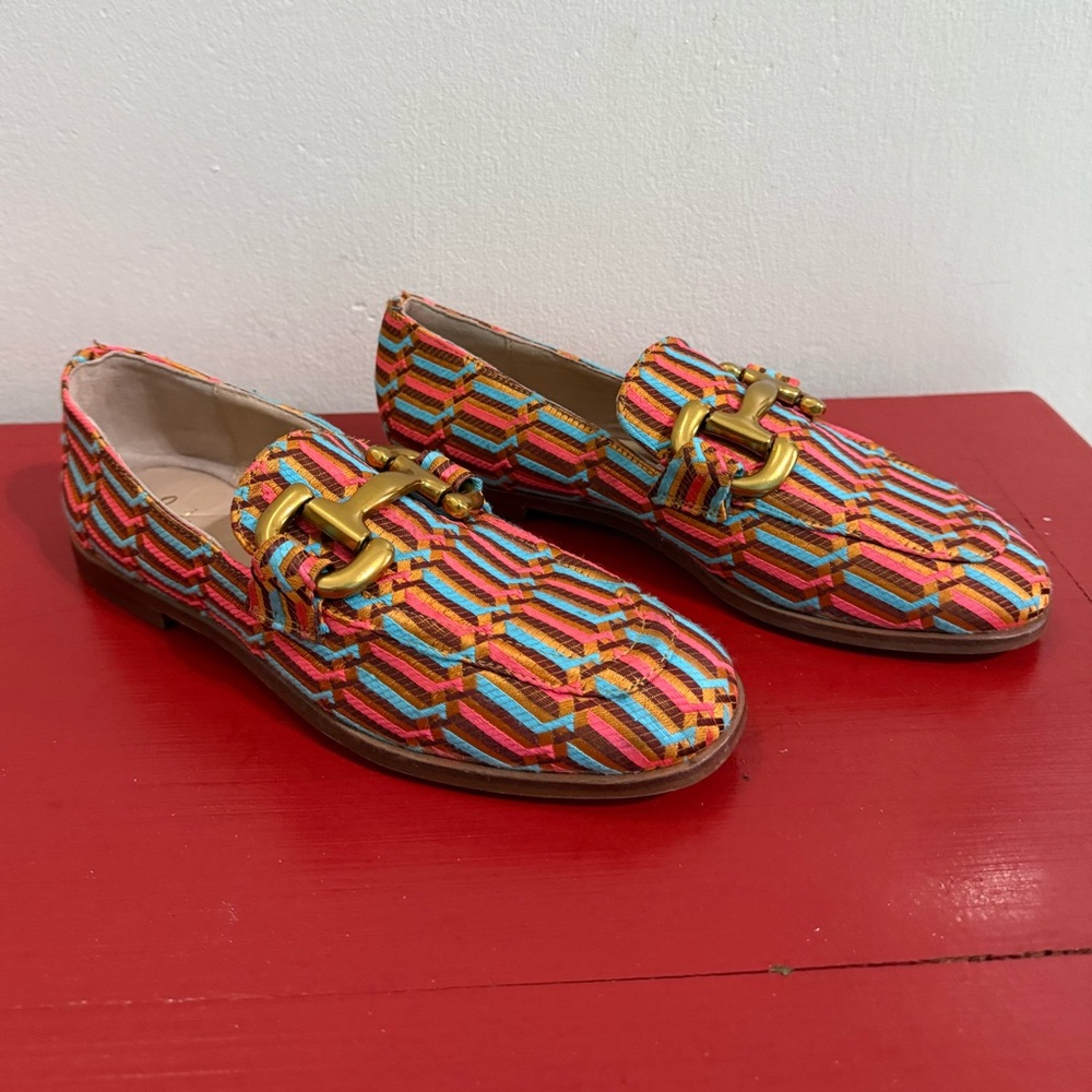 Boden Snaffle colorful jacquard oxfords with brass buckles sz 37/7